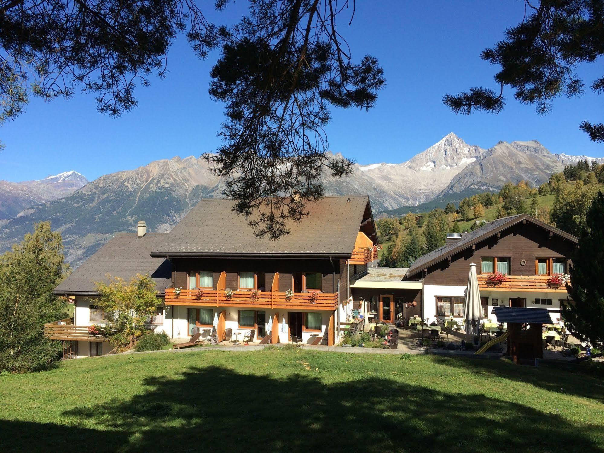 Hotel Restaurant Buerchnerhof Burchen Bagian luar foto